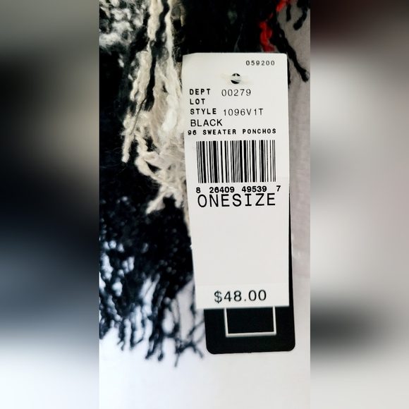 A.Byer Women's 100%acrylic One Size Sweater Ponchos Plaid Black/White/Red - Picture 3 of 16